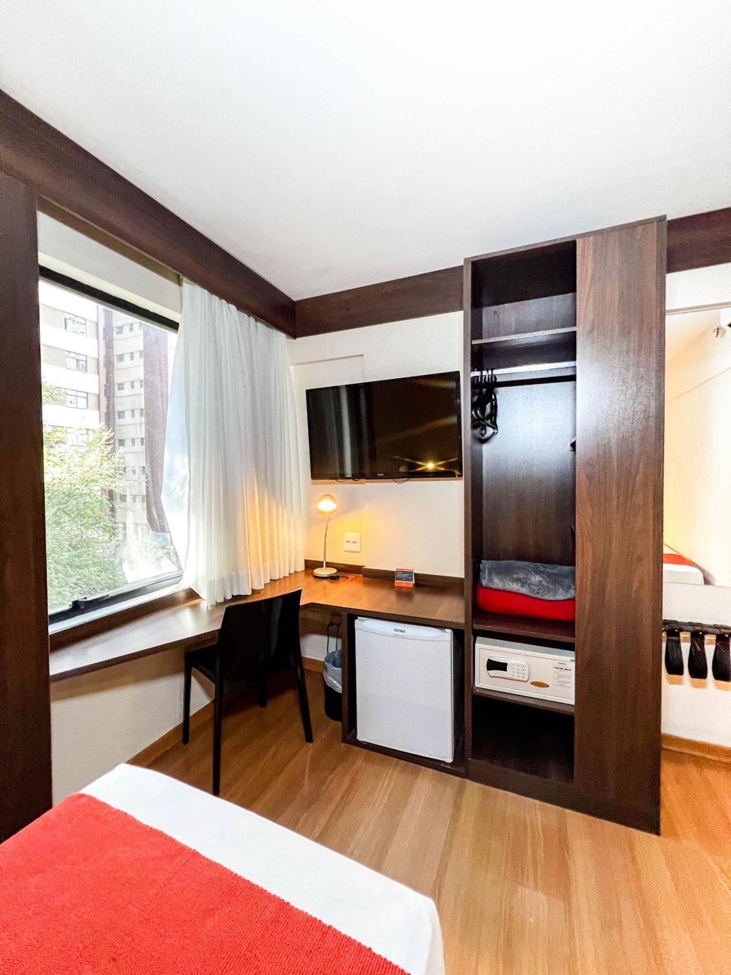 Royal Design Savassi Hotel 贝洛哈里桑塔 外观 照片