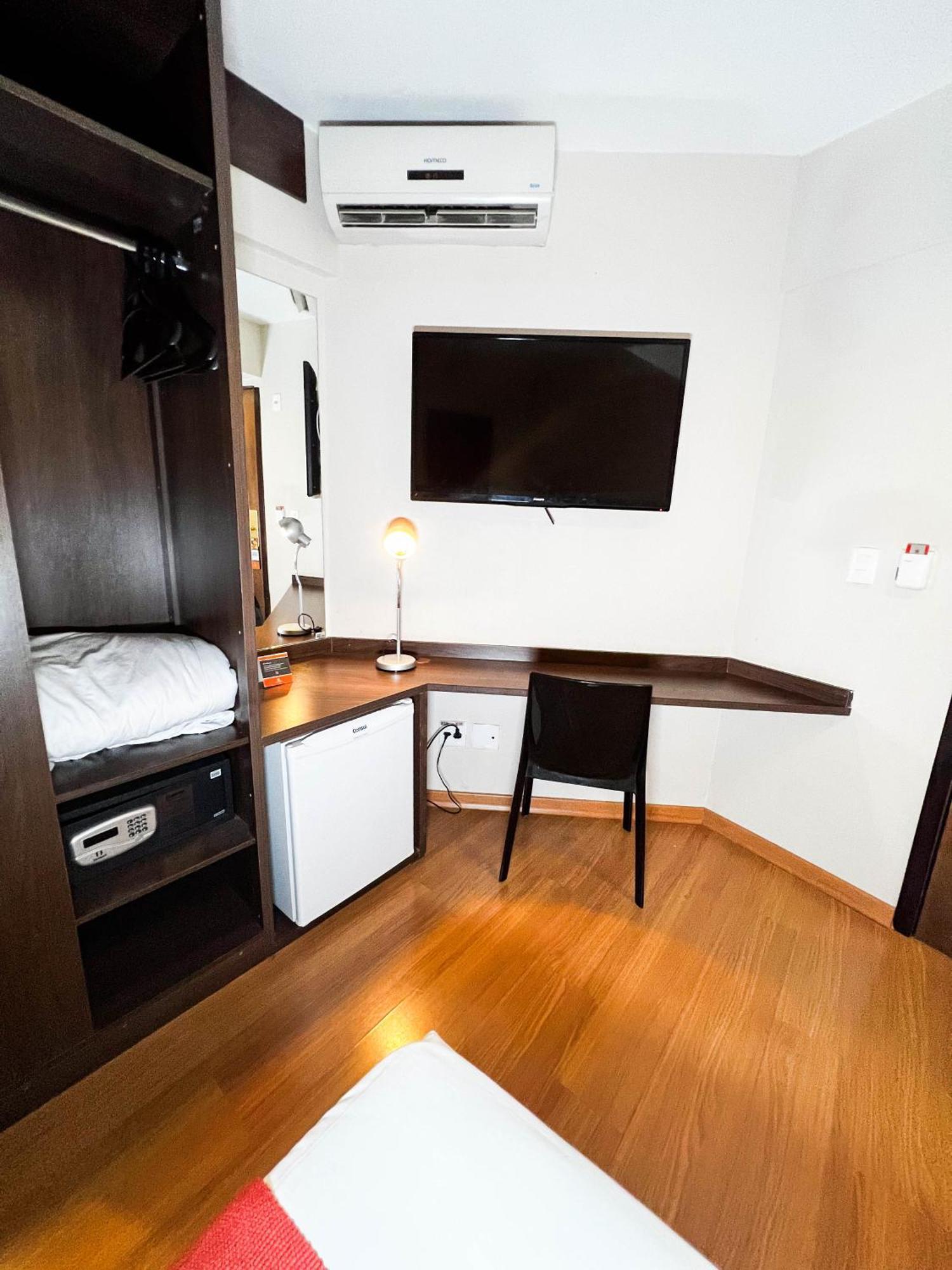 Royal Design Savassi Hotel 贝洛哈里桑塔 外观 照片